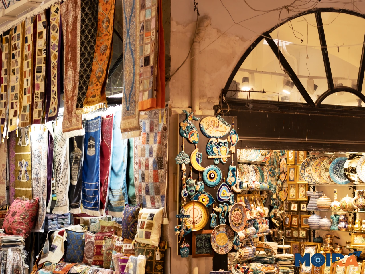 Grand-Bazaar-Interior-Istanbul-Turkey