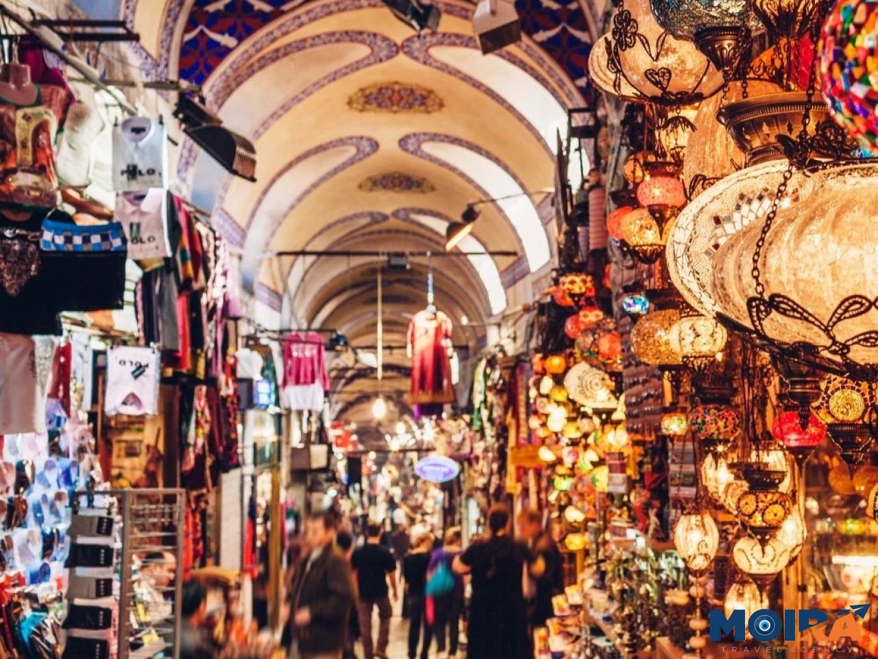 Grand-Bazaar-Interior-Istanbul-Turkey