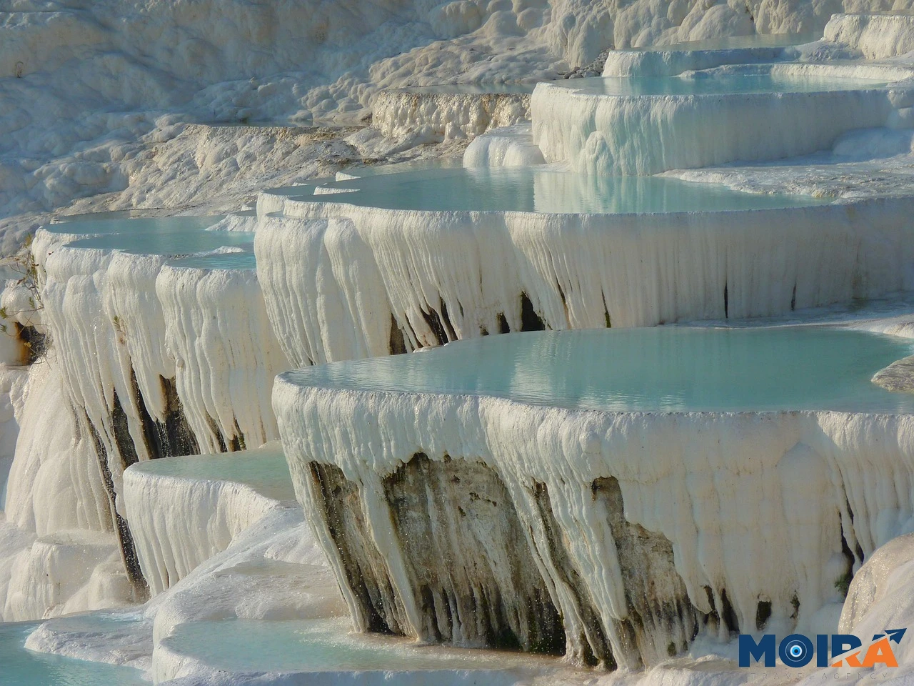 Pamukkale-pools-Travertines-Denizli-Turkey