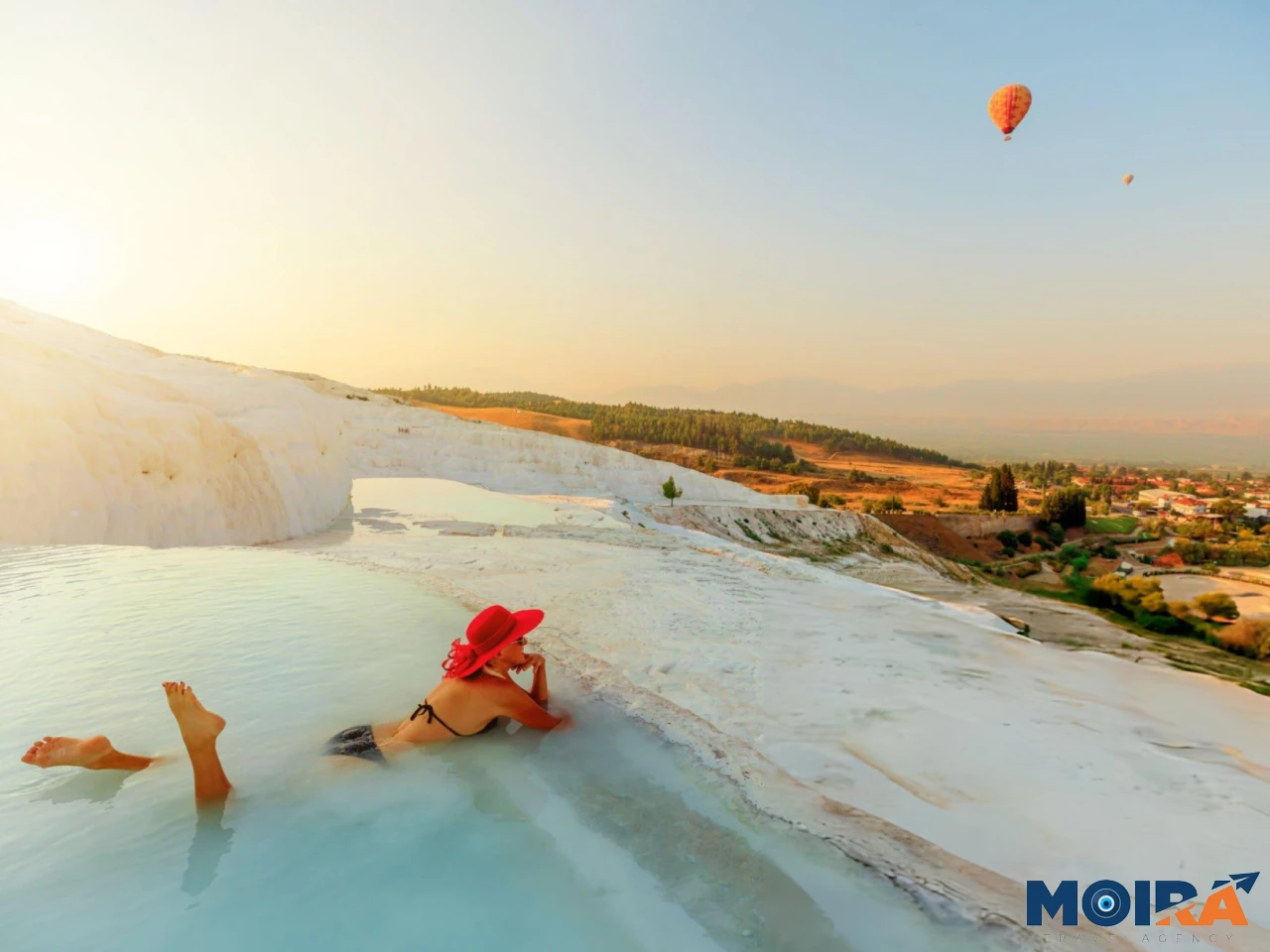 Pamukkale-pools-Travertines-Denizli-Turkey