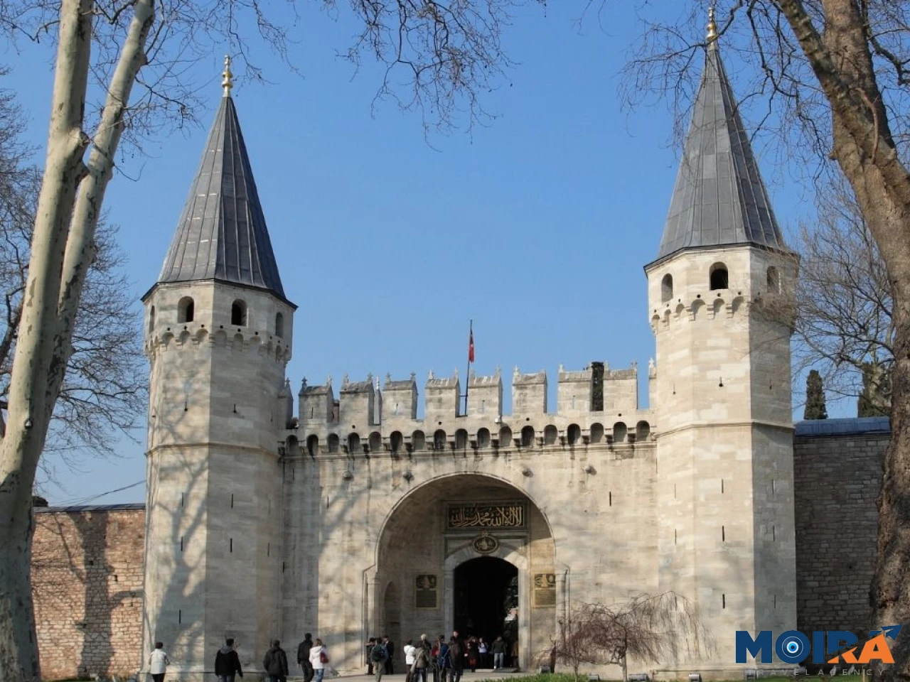 topkapi-palace-main-gate-istanbul