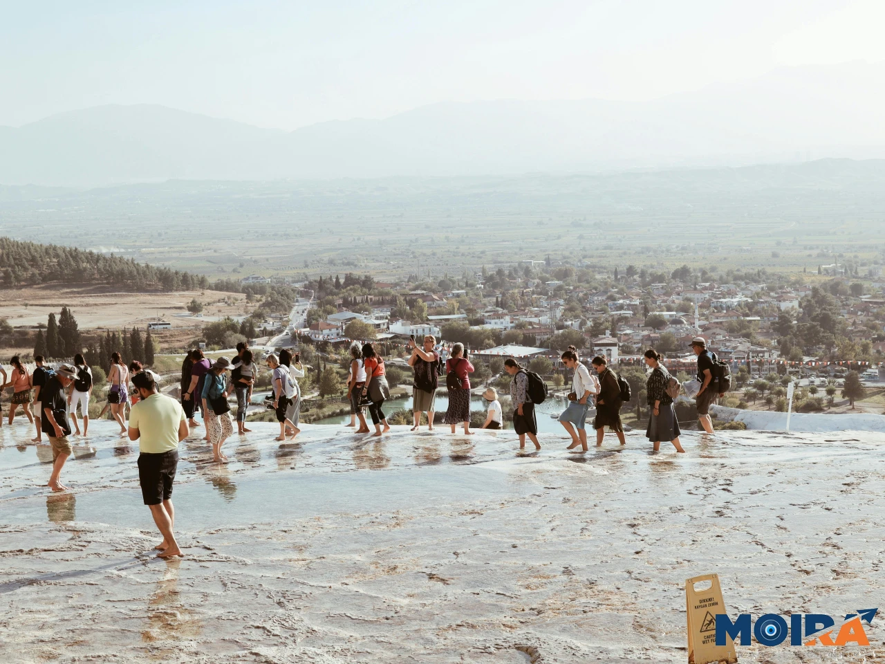 Pamukkale-pools-Travertines-Denizli-Turkey