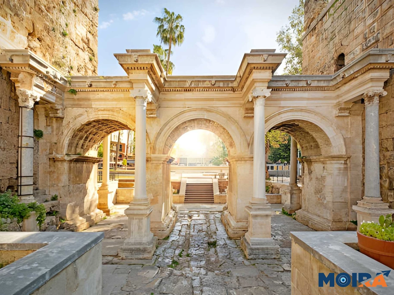 Hadrians-Gate-Old-Town-Kaleici-Antalya