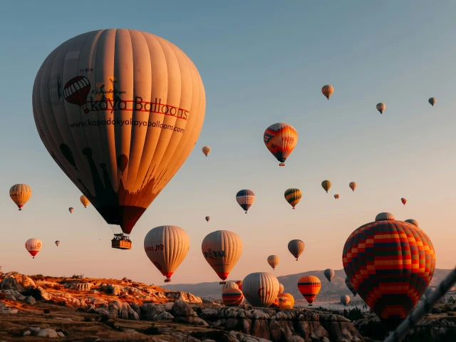 Cappadocia-Hot-Air-Balloon-Sunrise-Turkey