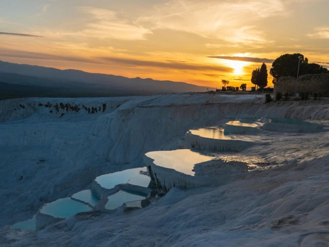 pamukkale-travertine-terraces-hierapolis-thermal-pools-sunset-view-turkey